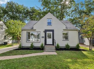6993 Greenleaf Ave, Parma Heights, OH 44130