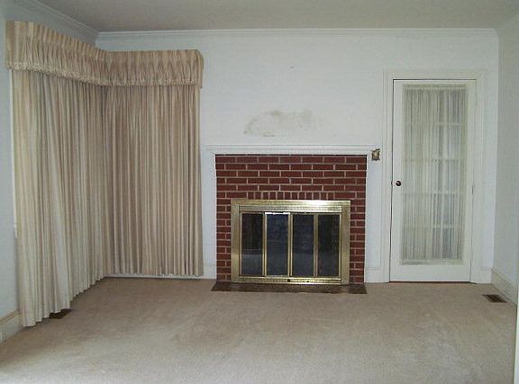 5th image of 712 Wilson St