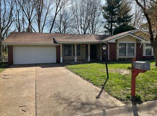 404 Harpers Ferry Rd, Belleville, IL 62221