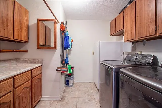 16 Parlange Dr — Photo 19