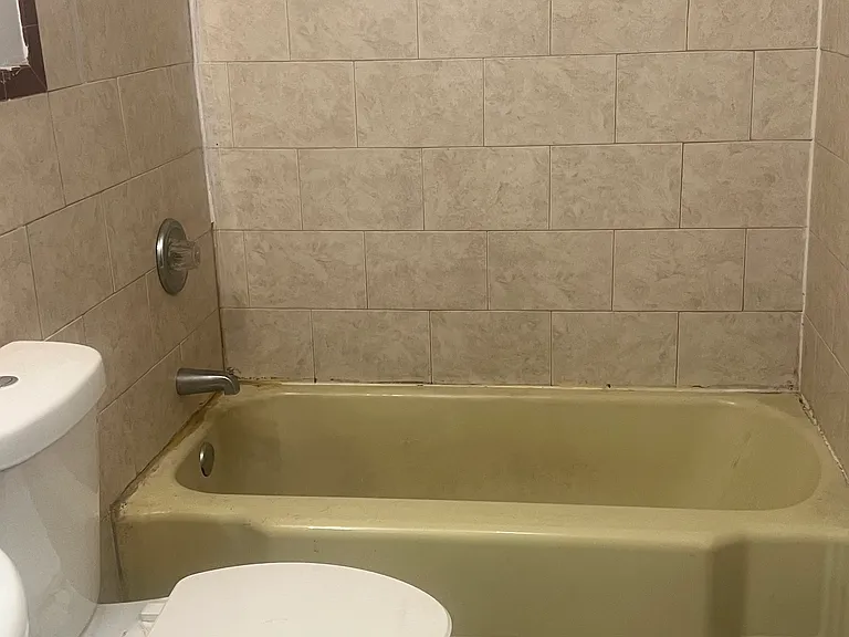 676 Bergen Ave #2 — Photo 8