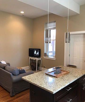 5th image of 1951 N Fremont St APT 2R