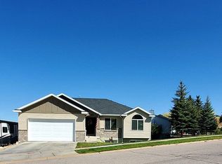 230 Dell Rio Dr, Evanston, WY 82930