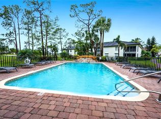 254 Deerwood Cir APT 7, Naples, FL 34113