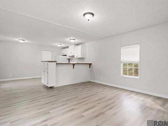 5th image of 42066 Devall Rd
