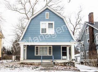 1628 Rydalmount Rd, Cleveland Heights, OH 44118