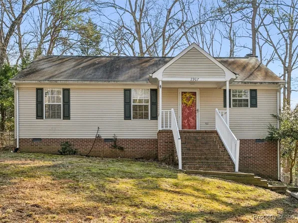 2907 Francis Chapman W, Williamsburg, VA 23185
