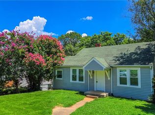 3033 Konnoak Dr, Winston Salem, NC 27127