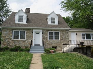 811 W Holly Ln, Purcellville, VA 20132