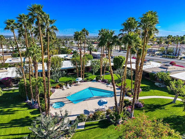 community pool/spa and grounds