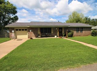 102 Caroline St, Poteau, OK 74953