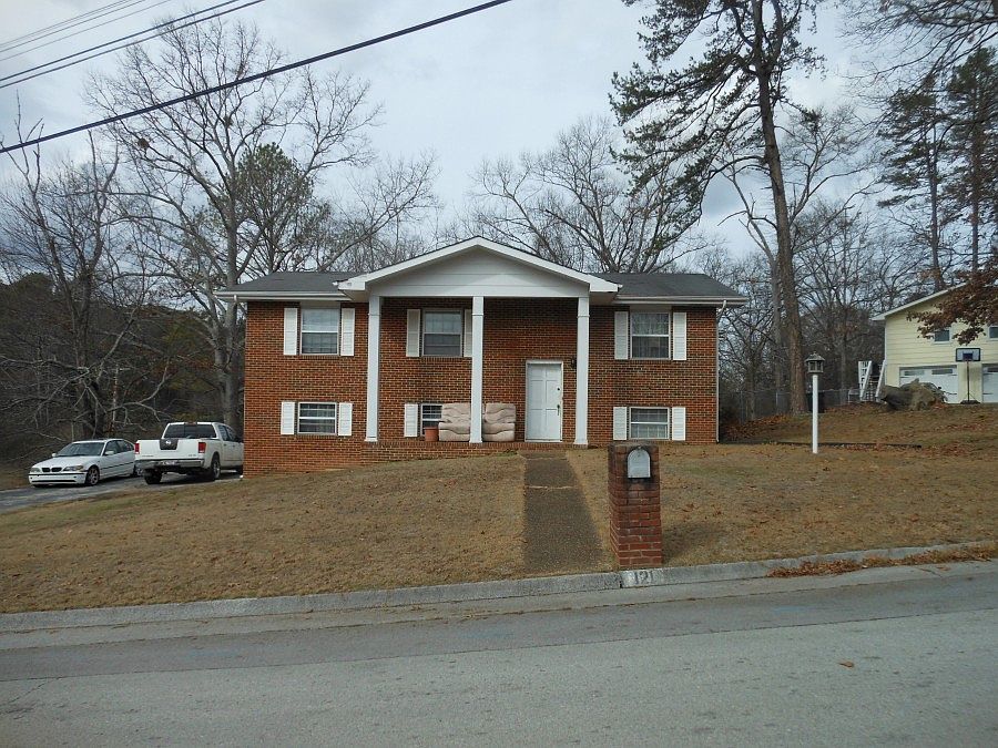1st image of 121 Fawn Dr