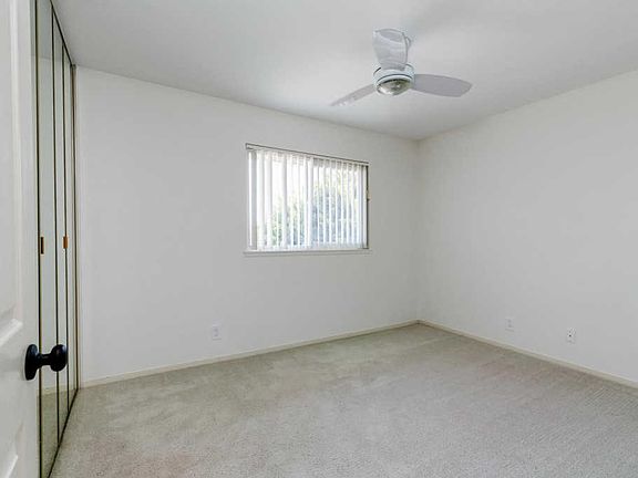 3rd image of 6375 Chaffee St