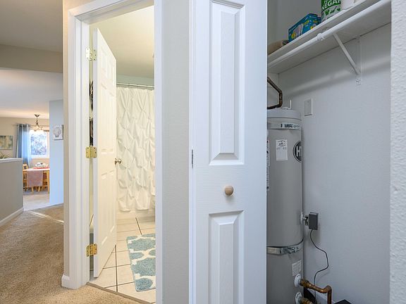 5th image of 9740 Vanguard Dr APT 29
