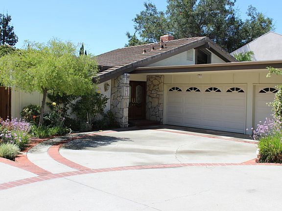 2nd image of 1038 S Elfstone Ct