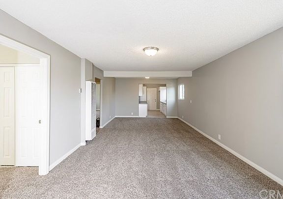 5th image of 2909 Hyde Park Blvd