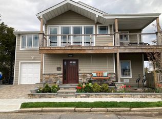 2 Heron St, Long Beach, NY 11561