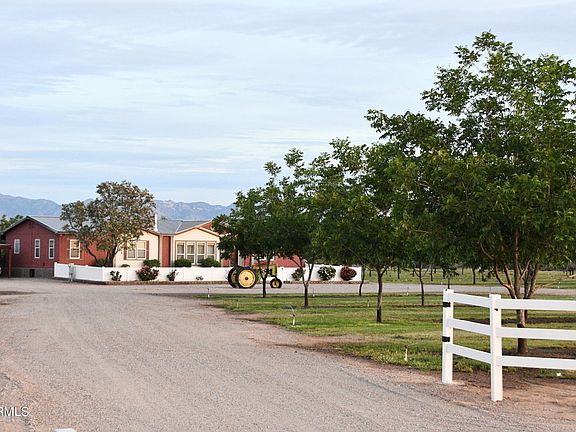 2nd image of 1930 N HAIDEN Lane