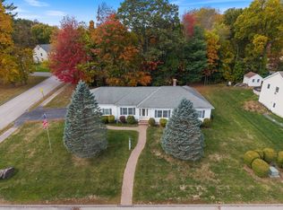 15 McKenney Dr, Biddeford, ME 04005