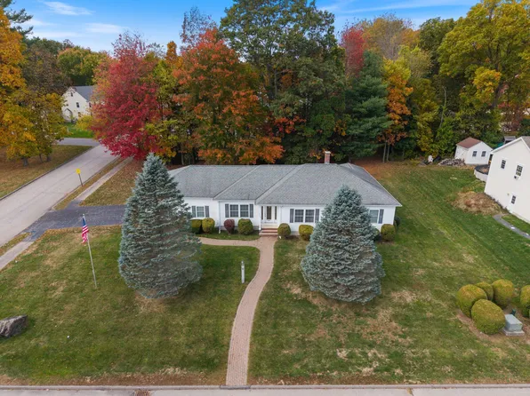 15 Mckenney Drive, Biddeford, ME 04005