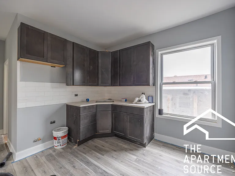 1307 N Lawndale Ave #1F — Photo 10