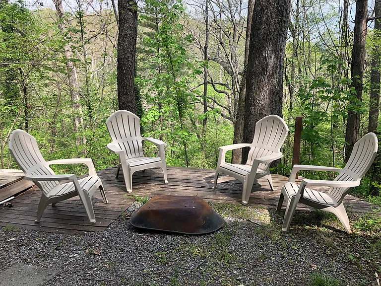 27 Chateau Pl — Photo 13