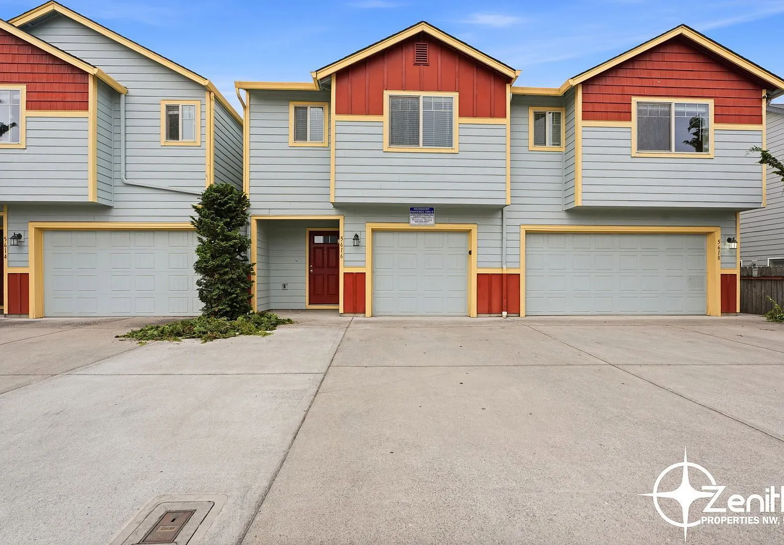 3 bed, 2.0 bath, 1549 sqft, $2,350 — Photo 2