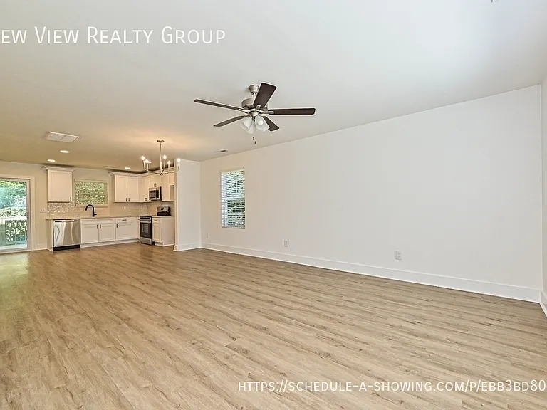 584 Pleasant Ave — Photo 3