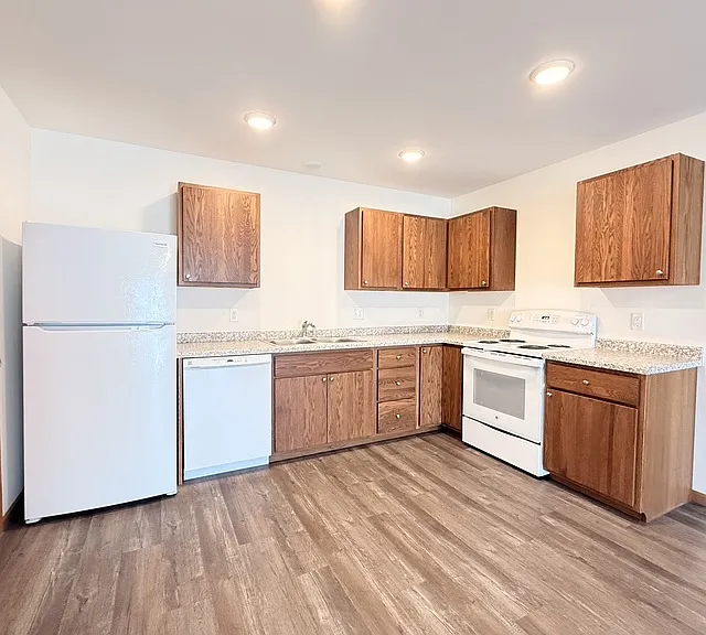 1440 Peterson Dr #108 — Photo 1