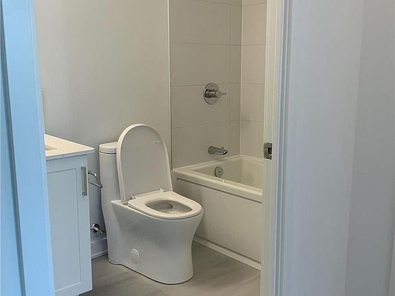 2nd image of 681 Yonge St #230