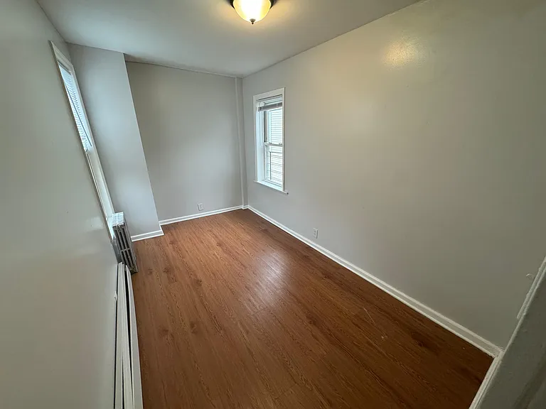 56 Jewett Ave #G3 — Photo 2