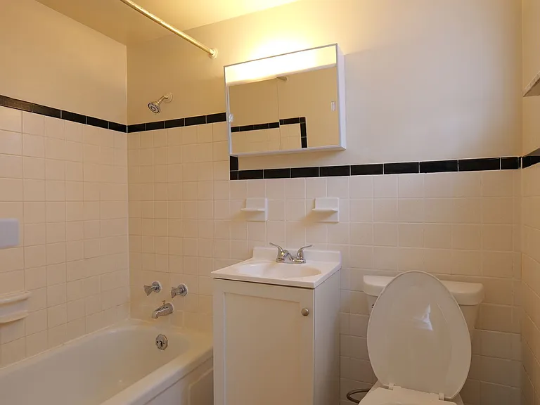 523 Miller Ave — Photo 8