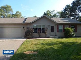 2545 Green Dr, Plover, WI 54467