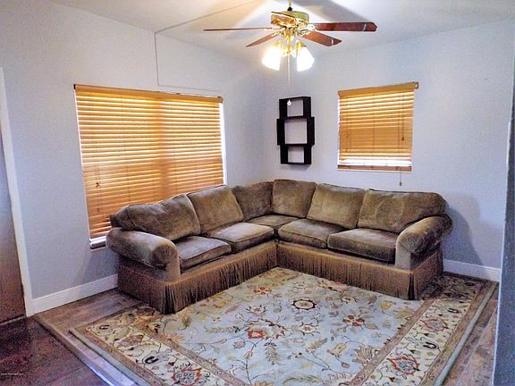 4th image of 1311 Ashwood Dr