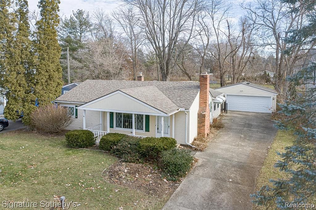 1722 Shankin St Wolverine Lake MI 48390 Zillow