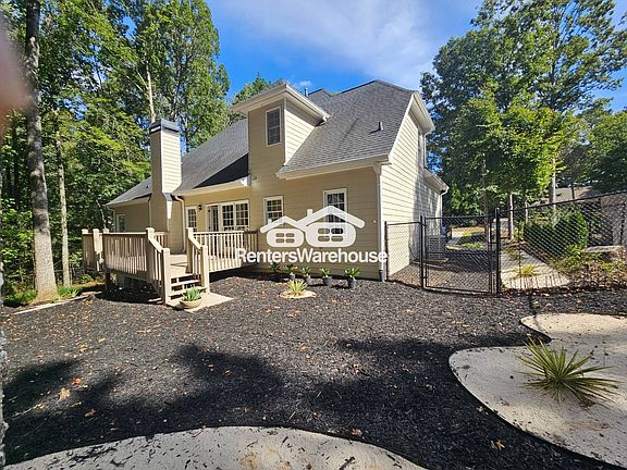 2nd image of 2530 Wellsley Ln