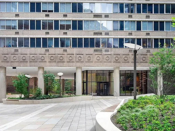 420 East 54th Street 1413 image 23 of 24