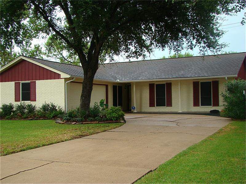 1st image of 8107 Lugary Dr