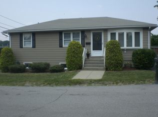 75 Canonchet St, Providence, RI 02908