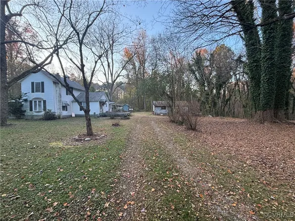 135 Atlantic Ave, Spring Grove, VA 23881