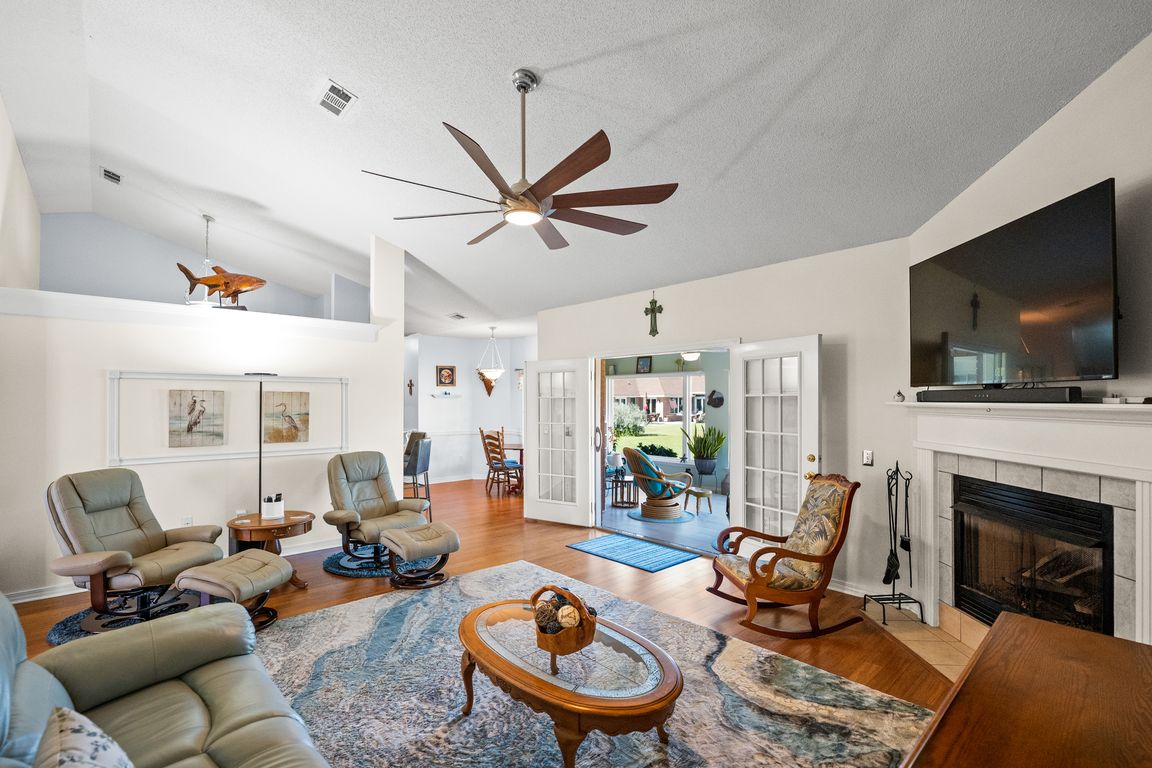 next background image