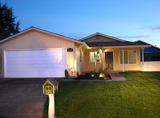 4855 Edgewood Ct, Oakley, CA 94561
