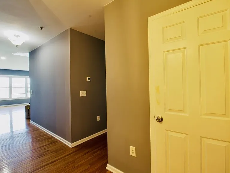 340 The Promenade — Photo 12