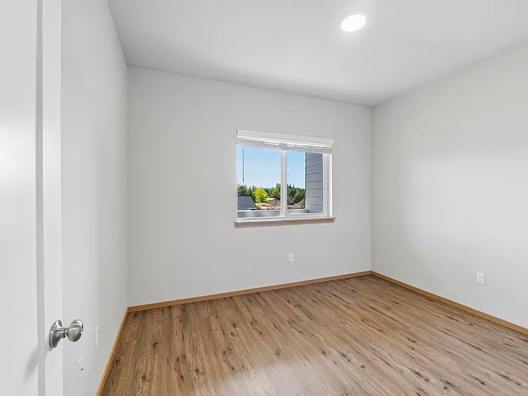 Ridgeline Apartments — Photo 16
