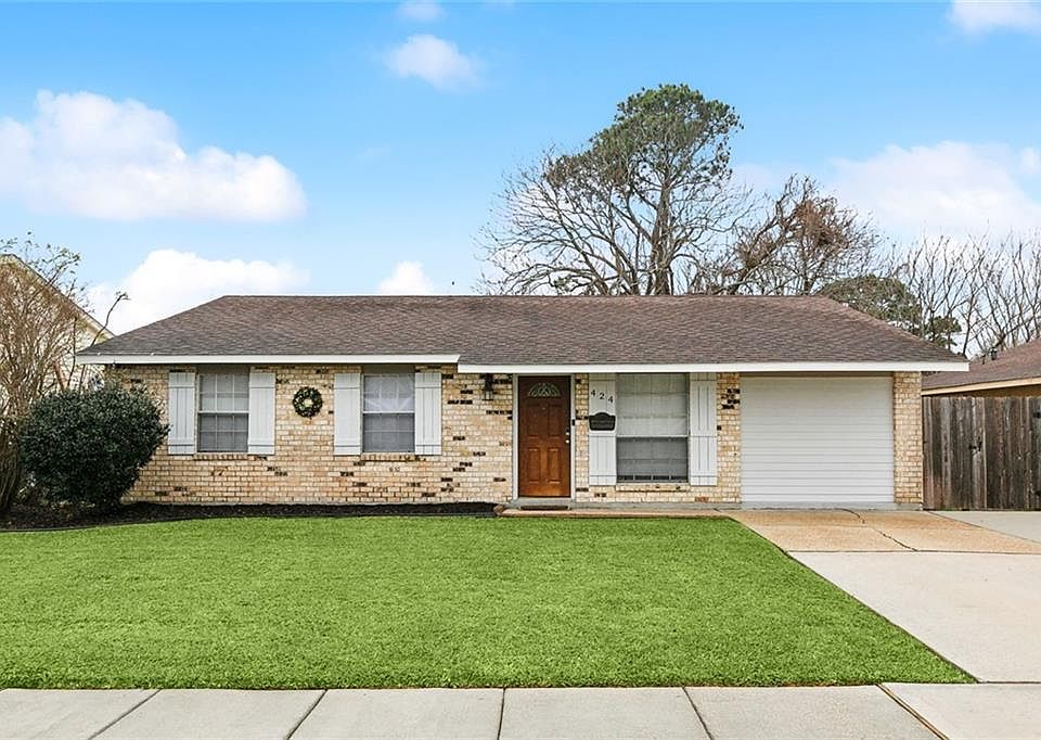 1st image of 424 Willowbrook Dr