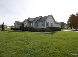 301 N Prairie Springs Dr, Chillicothe, IL 61523