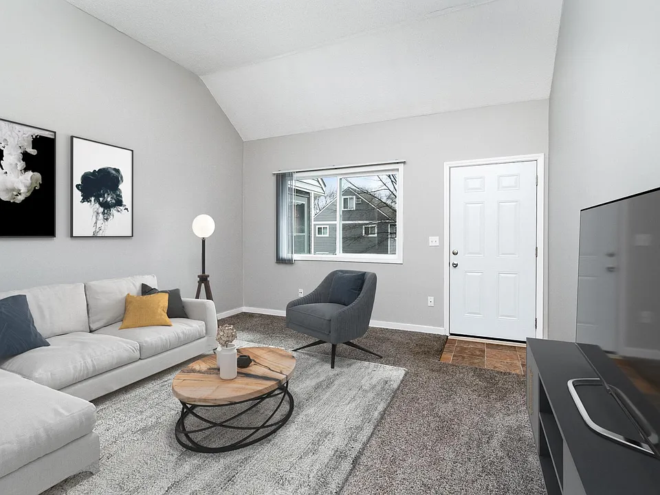 Bay Valley Harbor Apartments