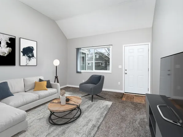 Bay Valley Harbor Apartments