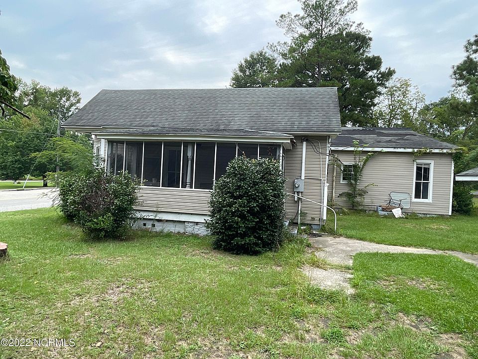 638 Conway Road, Fair Bluff, NC 28439 | Zillow