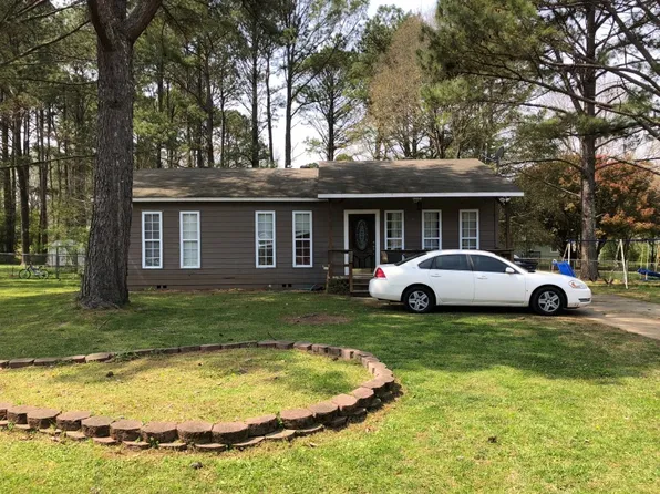 436 Bridle Trace Dr, Leeds, AL 35094